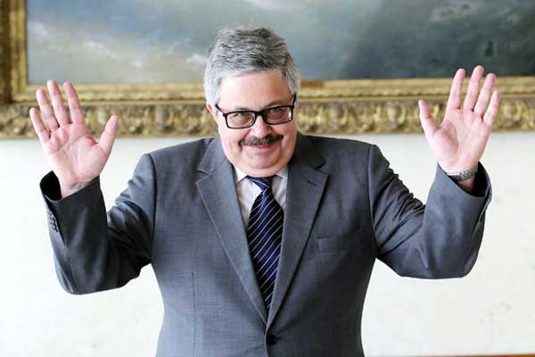 'Bugün öpüşüyor yarın çatışıyoruz'