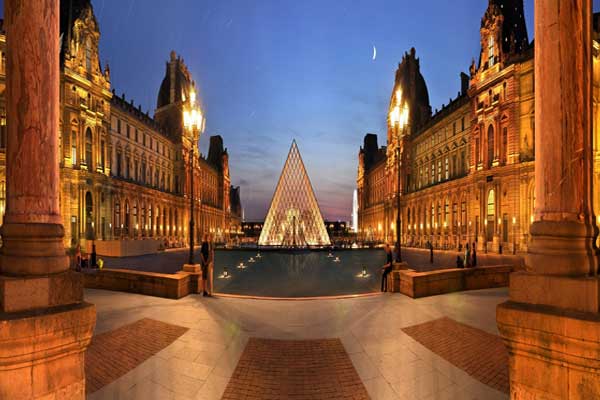 Türkiye Avrupa'ya kaçırılan eserlerin peşinde