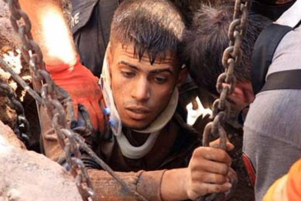 Suriyeli işçi enkaz altında kaldı