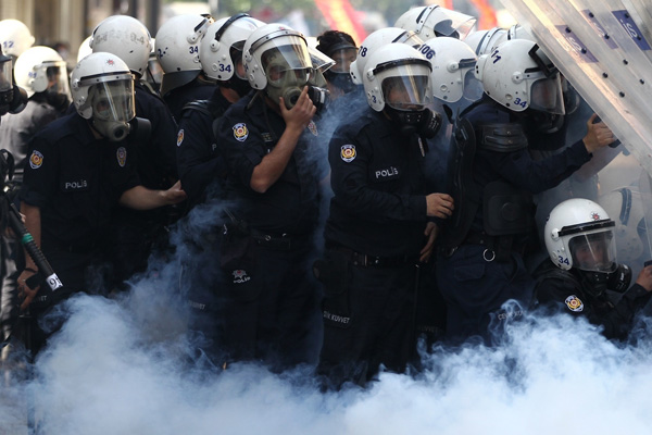 Çevik Kuvvet'e talimat: Başkan, patron, abi...