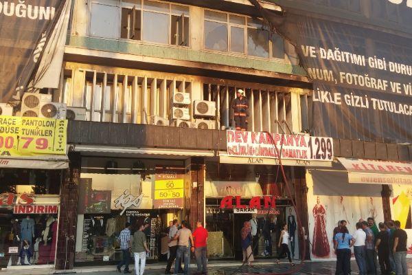 Başkent'te korkutan yangın paniği