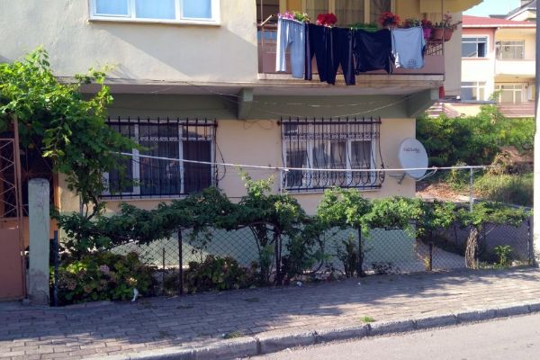 Kocaeli'de bir kadın cinayeti daha: 6 yerinden vurdu