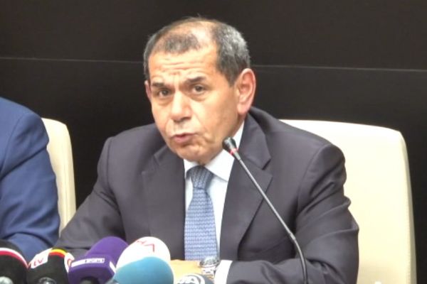 Özbek: 'Sıkıntıların aşılmasında en büyük takipçi olacağım'