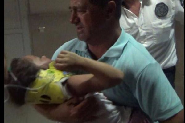 Çanakkale'de boğazına mısır kaçan kız yaşama döndürüldü