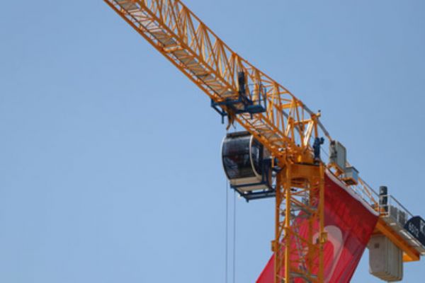 15 bin lira maaşla vinç operatörü aranıyor