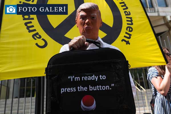 Londra'da Trump protestosu
