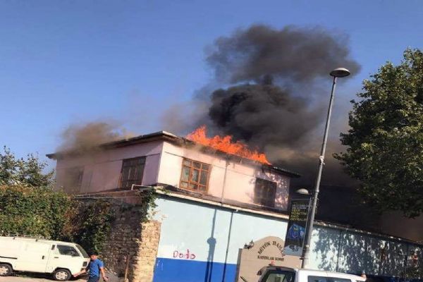 İstanbul'da kadınlar hamamında yangın çıktı