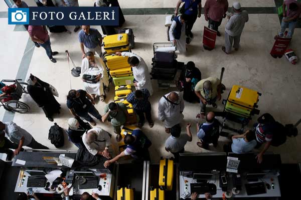 Suriyeli hacılar, Türkiye'den hacca gitti