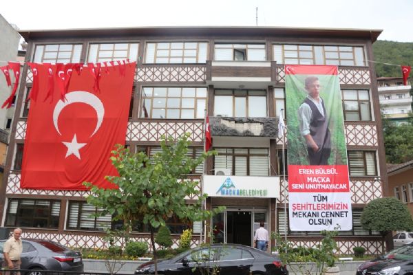 Eren Bülbül'ün köyünde hüzün