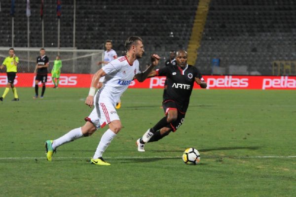 Başkent'te puanlar paylaşıldı! 1-1