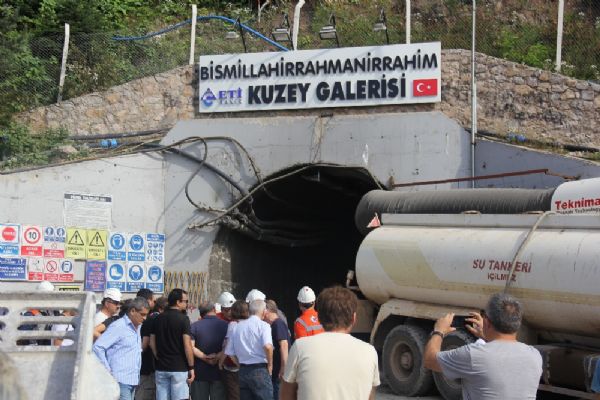 Gazeteciler Cerattepe'de