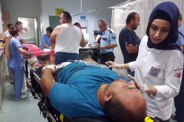 Samsun'da pompalı tüfekli, bıçaklı kavga: 3 yaralı