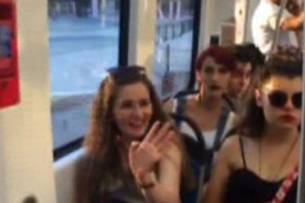 Kocaeli'de tramvaydaki anonsu duyunca...