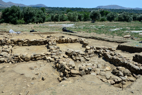 Gökçeada'da 7 bin yıllık yapı kompleksi bulundu