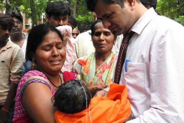 Hindistan'da 5 günde 60 bebek öldü