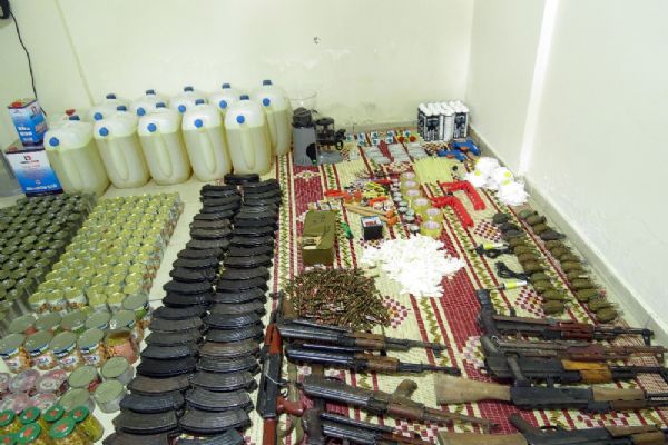 Adana'da polis kıyafeti giyip katliam yapacaklardı!