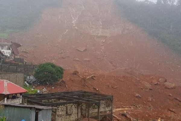 Sierra Leone'de toprak kayması!