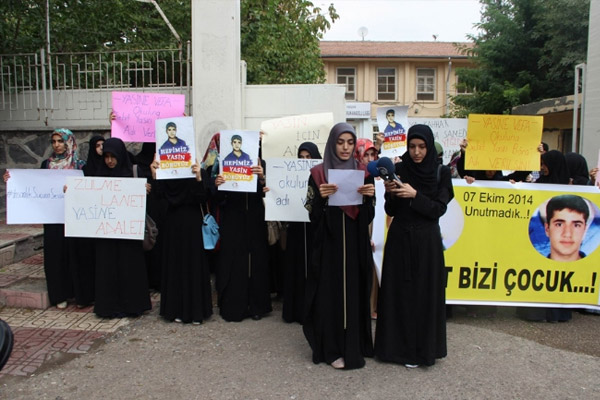 Öğrenciler Diyarbakır'da Yasin Börü’yü andı