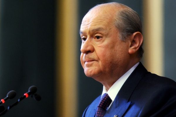 Bahçeli Twitter'dan gençlere seslendi