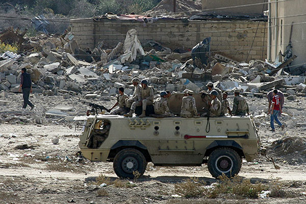 Mısır'da patlama: 3 polis yaralı