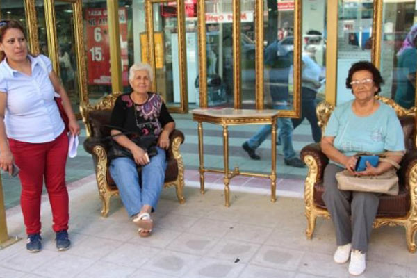 Bu ilimizde şaşırtan otobüs durakları