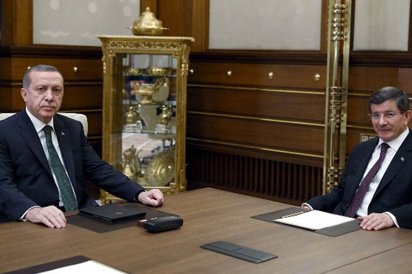 Erdoğan ve Davutoğlu müdahil oluyor