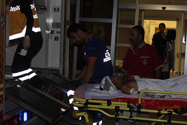 Halep'te yaralanan Suriyeliler Kilis'te