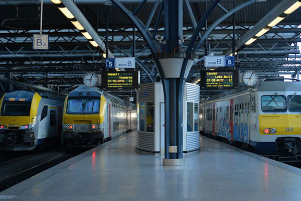 Belçika'da seferler felç oldu