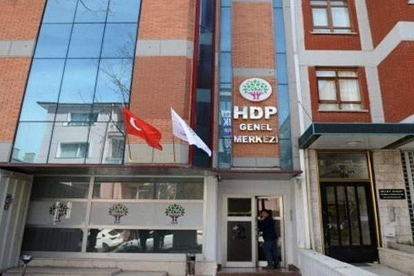 İstanbul HDP İl binasında bomba alarmı