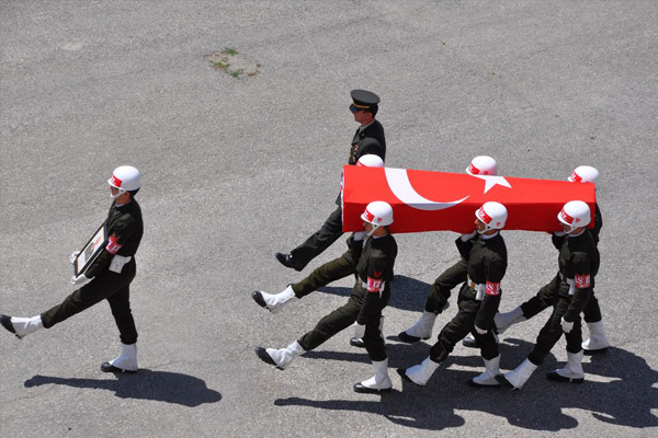 Diyarbakır'dan acı haber: 1 şehit