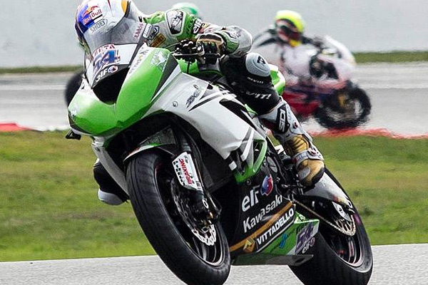 Sofuoğlu Katar'da piste çıkacak