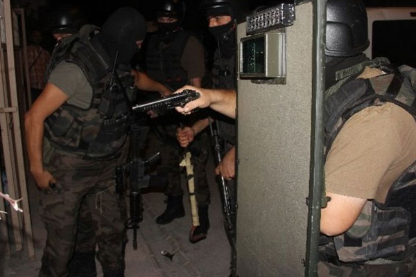 Geniş çaplı IŞİD operasyonu: 35 gözaltı