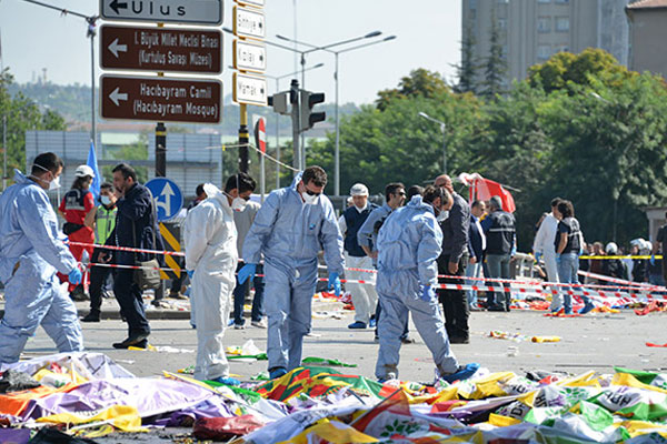 'Oğlum bombacıyı görmüş' iddiası