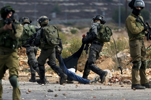 İsrail askeri 3 Filistinliyi gözaltına aldı