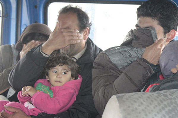 Suriye uyruklu 34 mülteci yakalandı