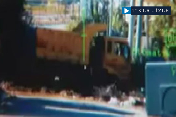 Belediyeye ait bomba yüklü kamyon böyle patlatıldı