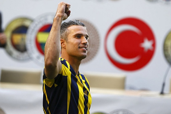 'Barcelona ara transferde Van Persie'yi düşünüyor' iddiası