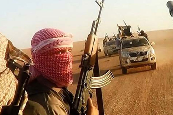 'IŞİD militanları Türkiye sınırına doğru kaçıyor'