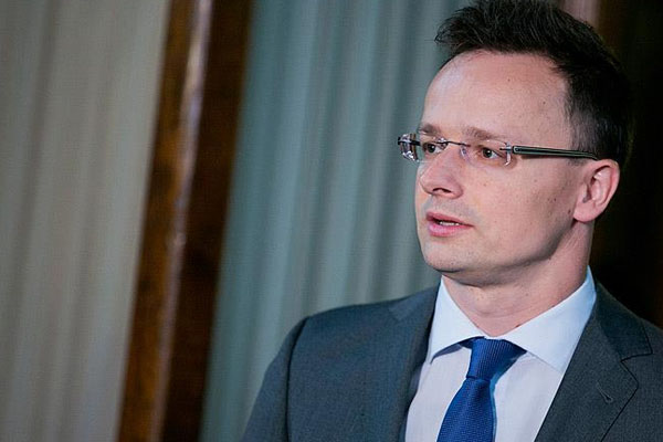 'Vize kolaylığının sağlanması AB'nin çıkarınadır'