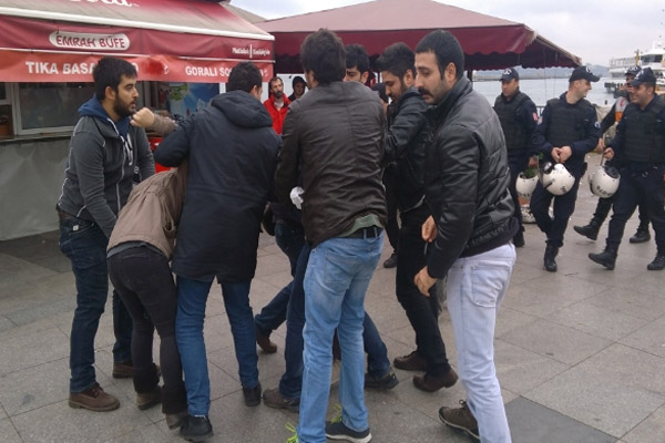Kadıköy’de eylemcilere müdahale