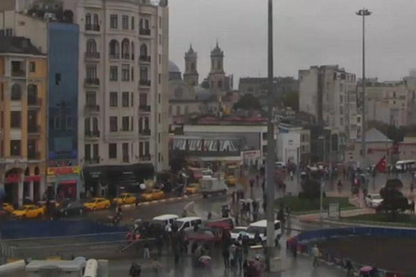 Taksim Metro İstasyonu kapatıldı
