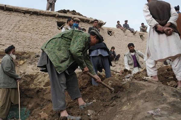 Pakistan’da toprak kayması: 13 ölü