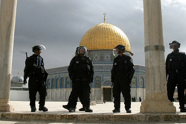 İsrail Kudüs'ü toplama kampına çeviriyor