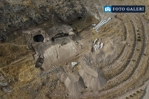 Tarihi kalede 4 bin yıllık 'gizli geçit' bulundu