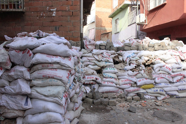 Sur esnafı: Huzurla yaşamak istiyoruz