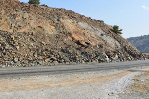 Tunceli- Erzincan Karayolu kapatıldı