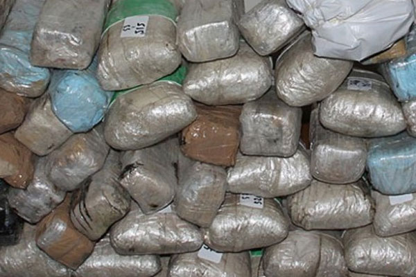 1 ton Hint keneviri ele geçirildi