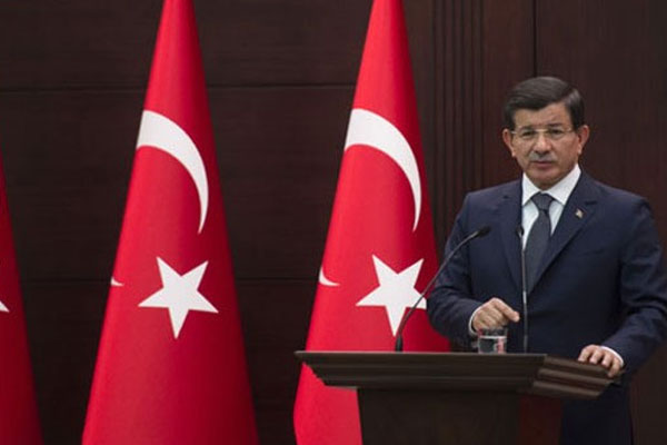 Davutoğlu'ndan Bahçeli'ye: Bir ses ver mübarek