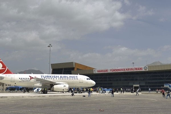 PKK, havalimanına saldırdı!