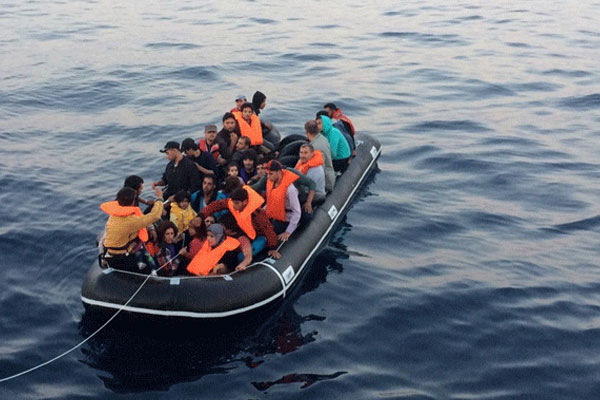 Ege Denizi'nde: 178 mülteci yakalandı